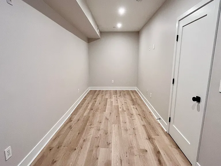 315 W Berks St #1 — Photo 7