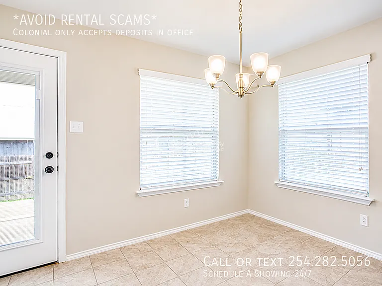 5819 Ambrose Cir — Photo 8