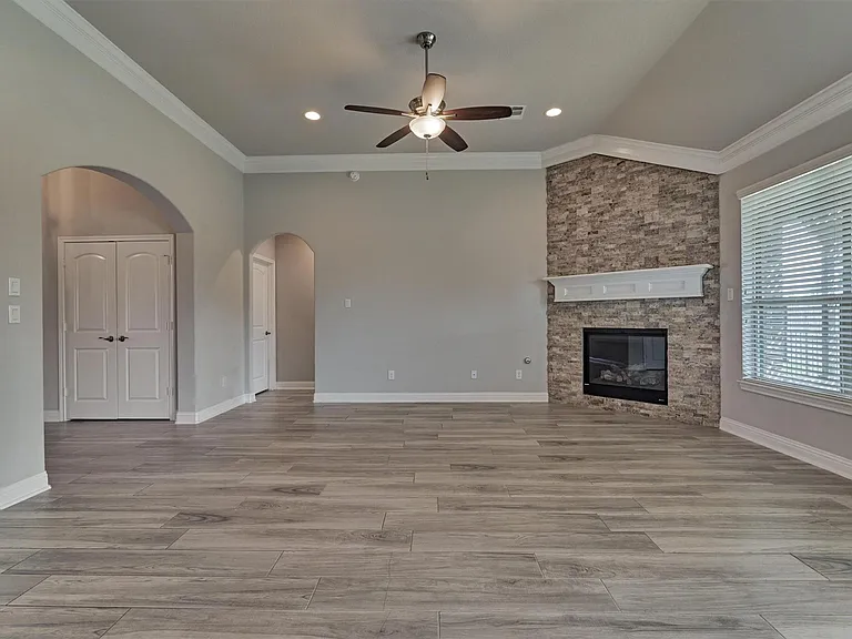 180 Racetrack Ln — Photo 13