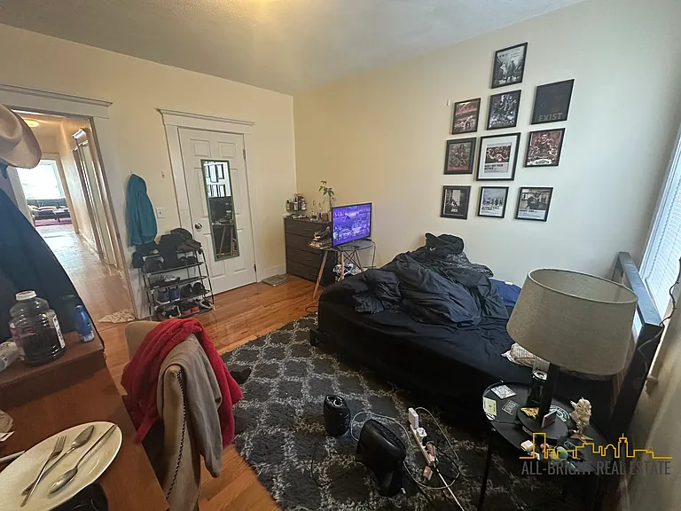194 Kelton St #1 — Photo 11