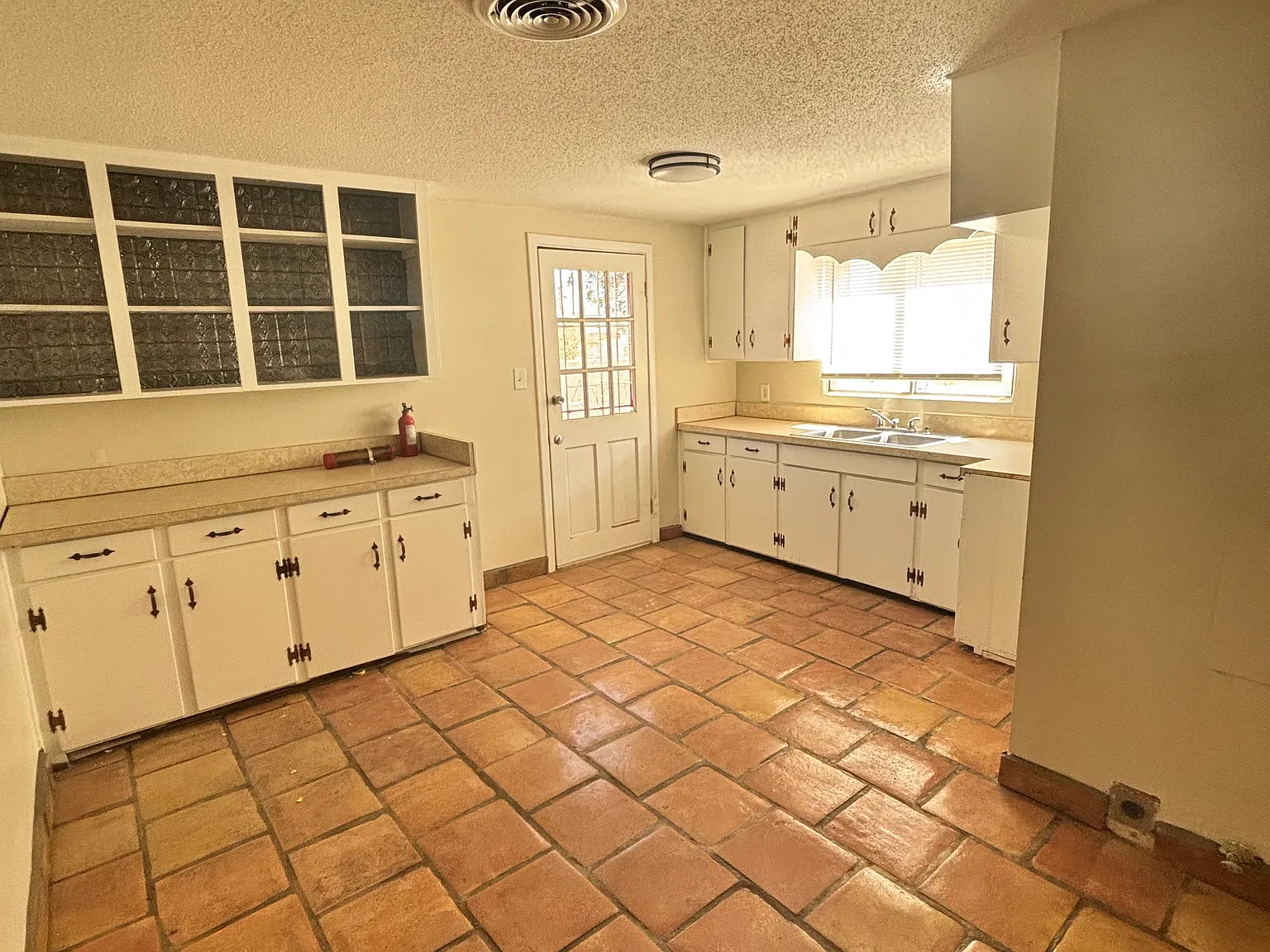 1808 Clark Rd — Photo 4