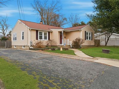 20 Bridgham St, Rumford, RI, 02916