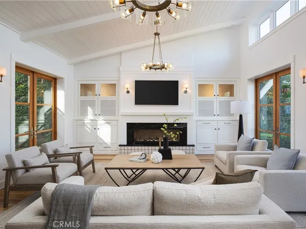 2217 Laurel Pl, Newport Beach, CA 92663