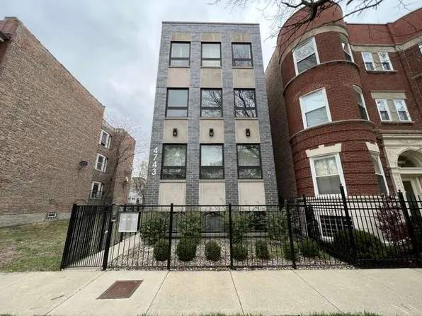 (undisclosed Address), Chicago, IL 60615