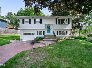 22 Collegeview Drive, Albany, NY 12211