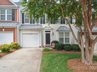 1882 Lookout Ln, Gastonia, NC 28054