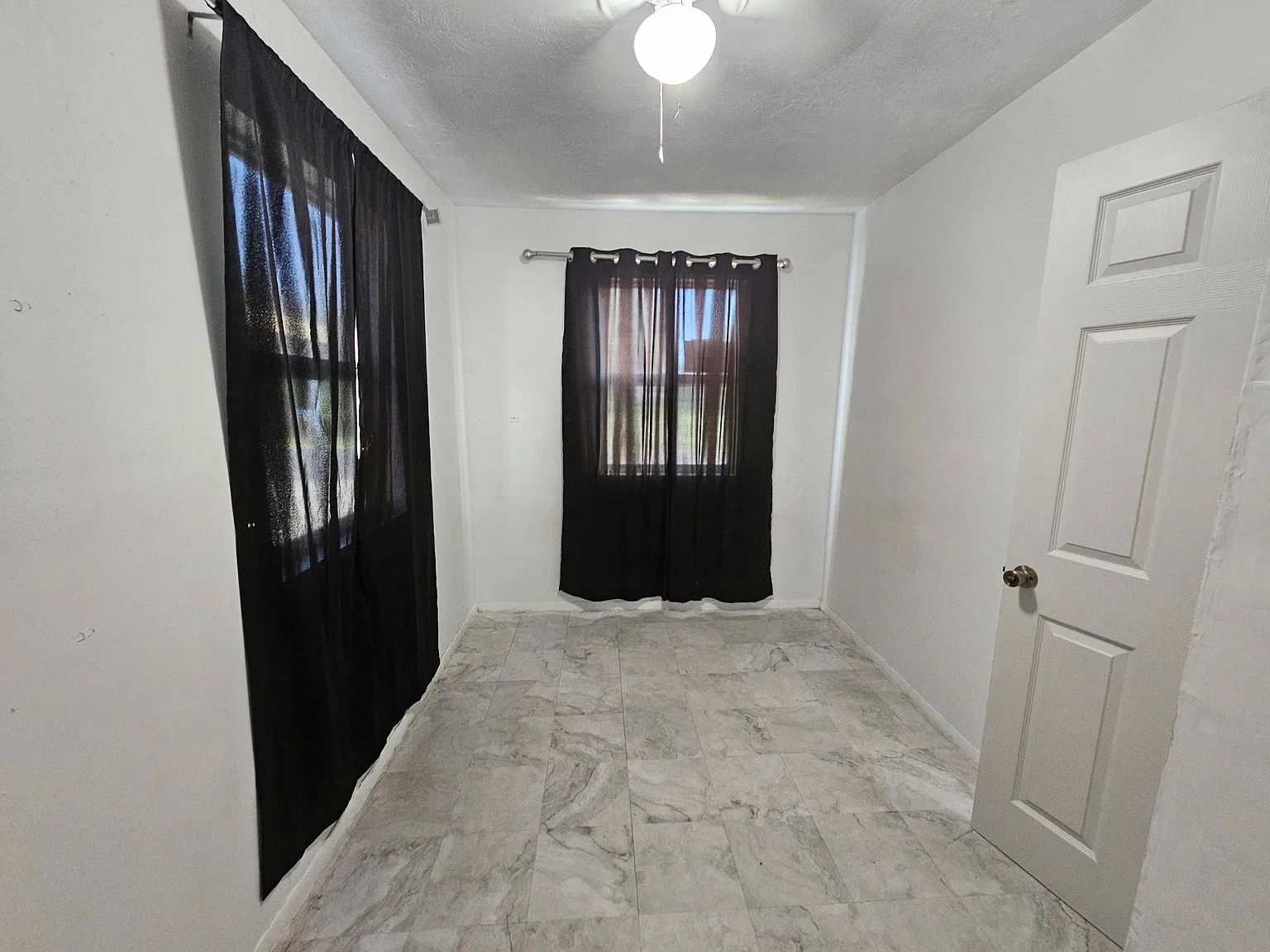 2 bed, 640 sqft, $1,150 — Photo 3
