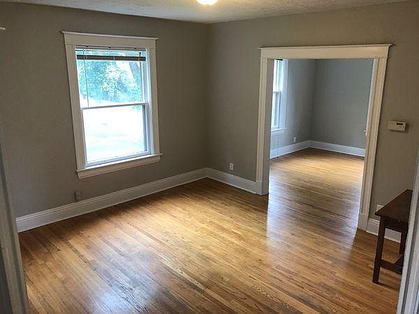 Living rooms or living room and dining room. You choose!