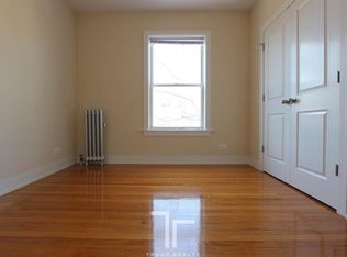 1932 W Winona St, Chicago, IL 60640