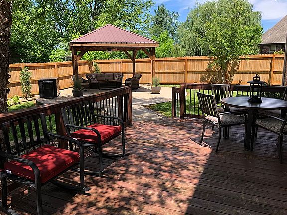 5th image of 2315 N Hosta Dr