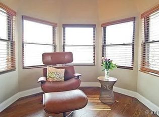 1701 N Campbell Ave #2W, Chicago, IL 60647