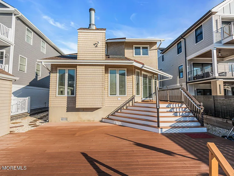 475 Long Ave — Photo 25