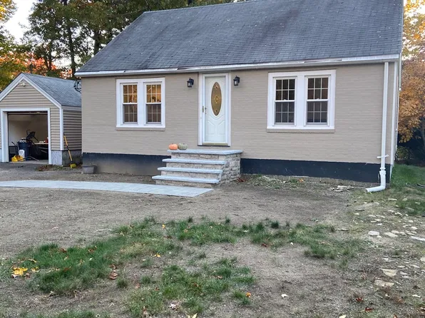 72 Electric Ave, Lunenburg, MA 01462
