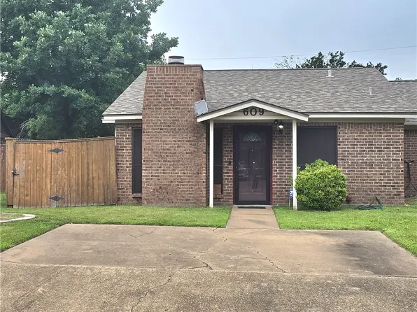 609 San Saba Ct, College Station, TX 77845