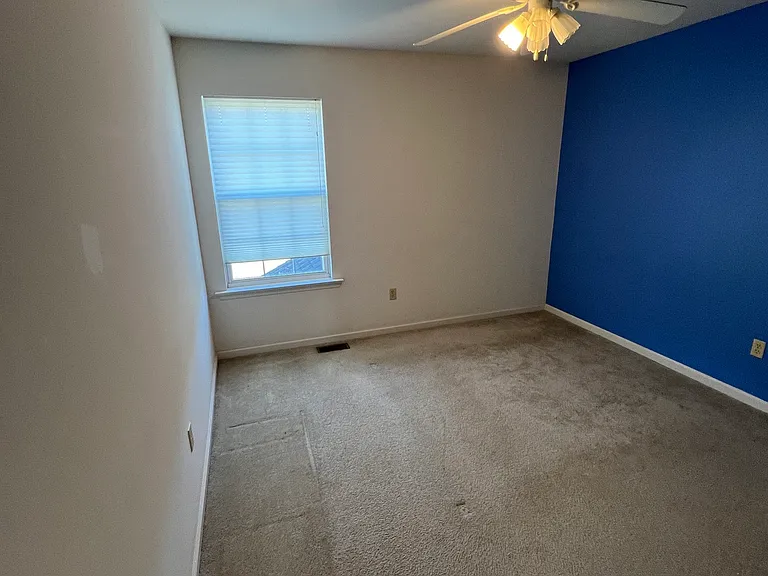 303 Victoria Way — Photo 15