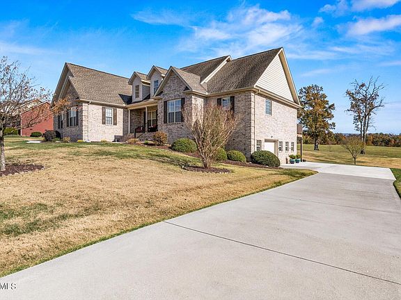 3rd image of 5734 Sawyers Green Trl