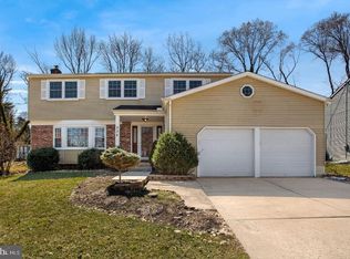 526 S Brentwood Dr, Mount Laurel, NJ 08054