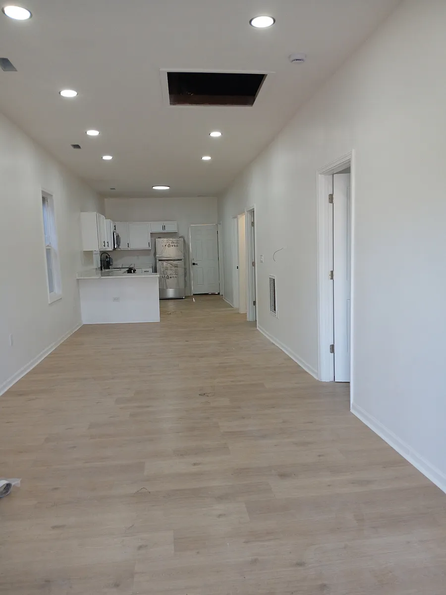 Building Photo - 3880 Pennsylvania St #1