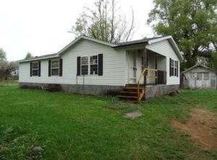 6696 Pakes Rd, Greenville, MI 48838