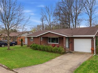 1902 42nd St, Parkersburg, WV 26104