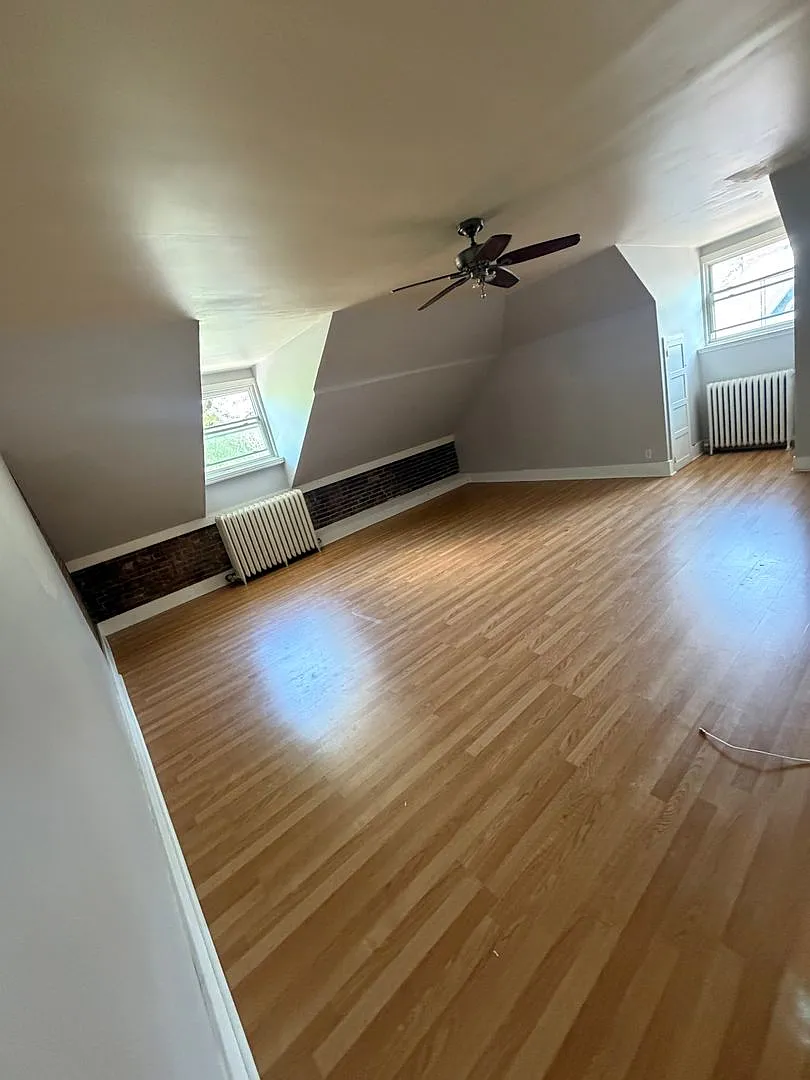 644 Madison Avenue — Photo 2