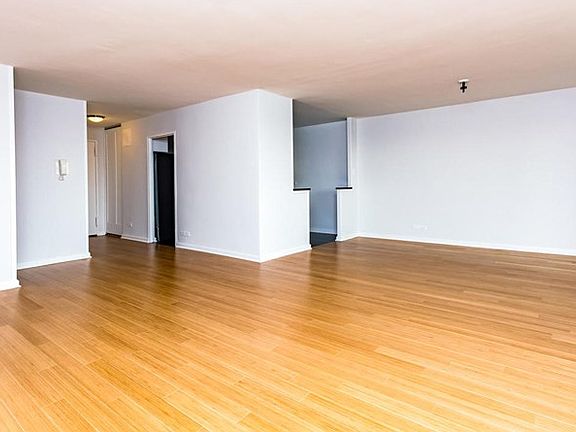 3rd image of 2500 Johnson Ave APT 10S