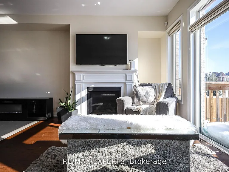 27 Hogan Manor Dr — Photo 20