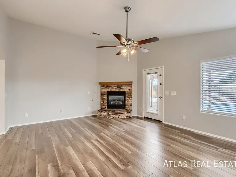 5338 N Ormondo Way — Photo 7