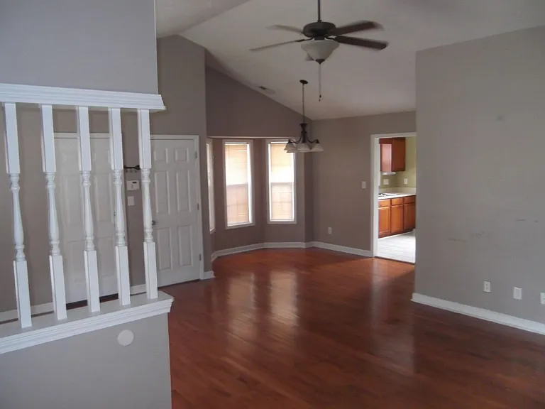 231 Sharpsburg Rd — Photo 3