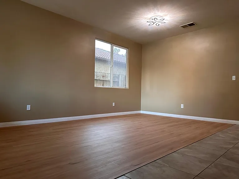 7309 Sleepy Lagoon Dr — Photo 28