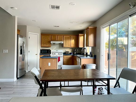 2nd image of 10051 Stampede Canyon Ct #2