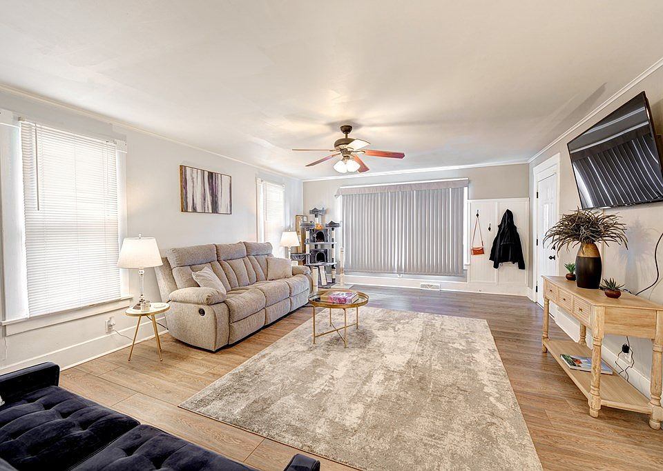 670 S 5th St, Salina, KS 67401 Zillow