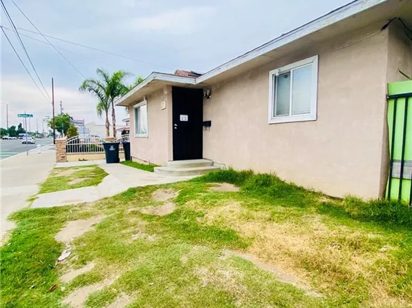 5317 W 1st St, Santa Ana, CA 92703