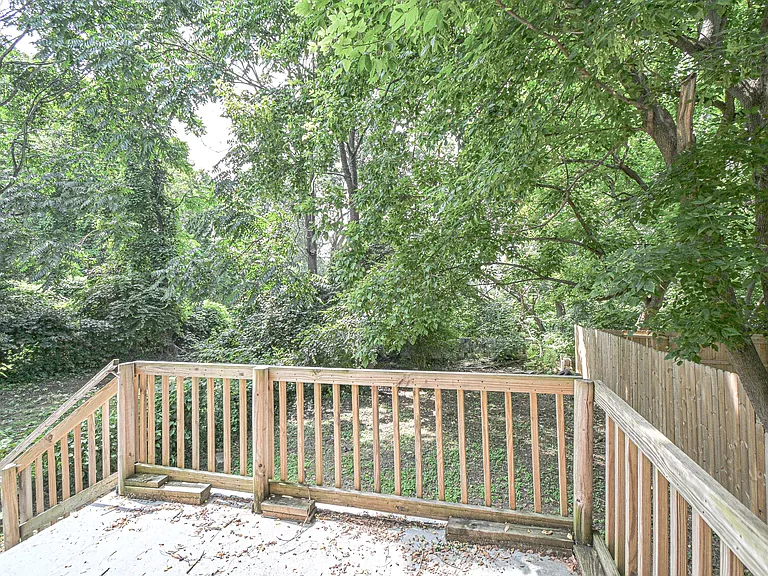 3131 Harvard Ave — Photo 26