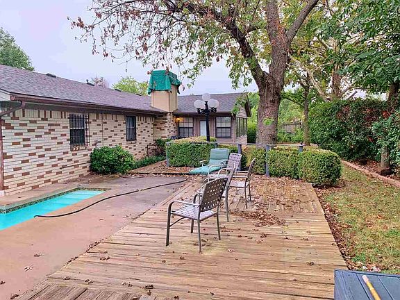 5th image of 1108 NW 52nd St