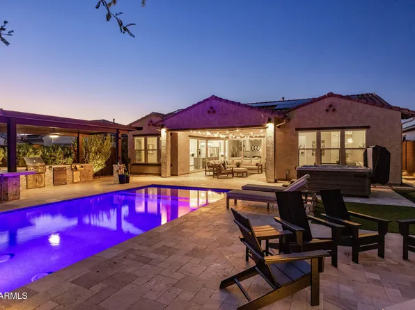 2939 E CREST Lane, Phoenix, AZ 85050