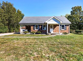 8935 N Loretto Rd, Loretto, KY 40037
