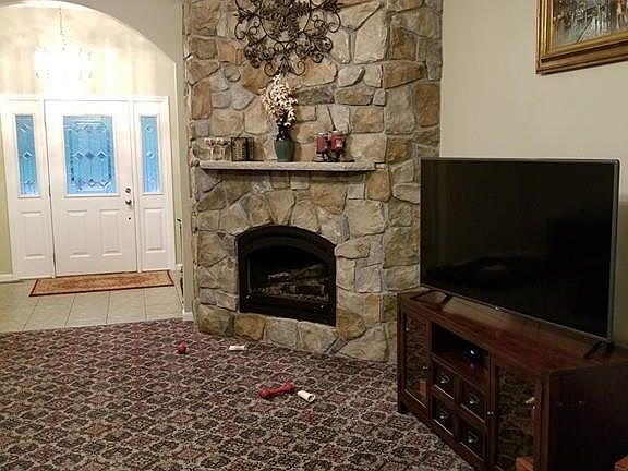4th image of 36 Nestlenook Dr