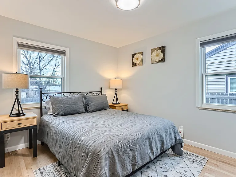 1250 E Amherst Ave — Photo 16