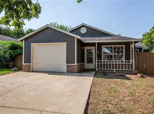 2504 SE 3rd St, Bentonville, AR 72712