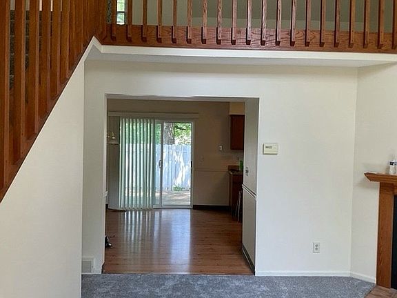 Front room view to dining rm