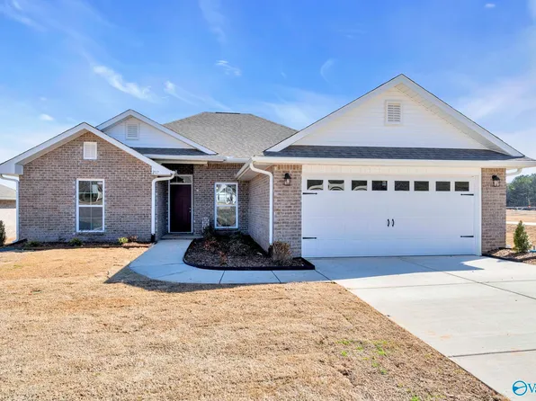 217 Poppy Trl, Meridianville, AL 35759