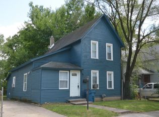 1825 Vanzee St, Kalamazoo, MI