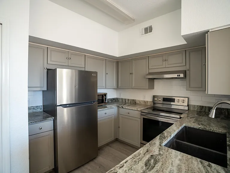 4142 Central Sarasota Pkwy #1424 — Photo 8