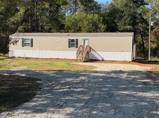 28405 McArthur Dr, Livingston, LA 70754