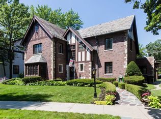 10744 S Hoyne Ave, Chicago, IL