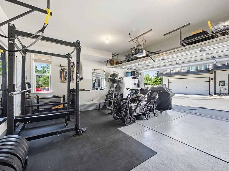2-Car Garage