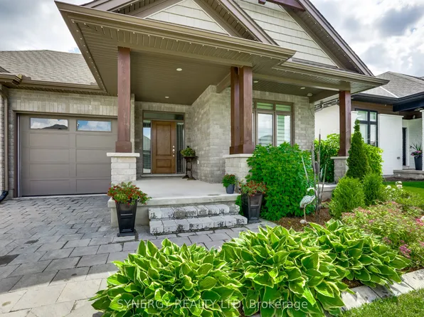 149 Collins Way, Strathroy Caradoc, ON N7G 0G2