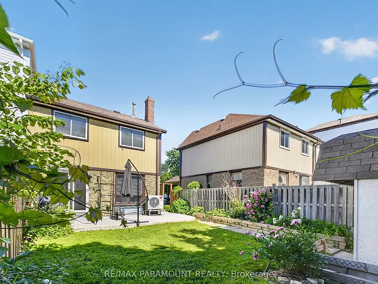 32 Fanshawe Dr — Photo 38