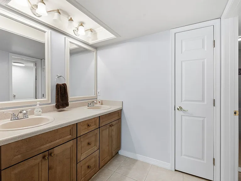 2453 Egret Blvd #1 — Photo 15